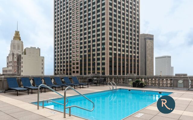 Stay Alfred at Hibernia Tower