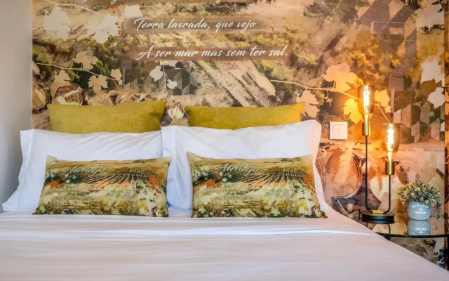 Lisbon Wine House - Rooms & Suites