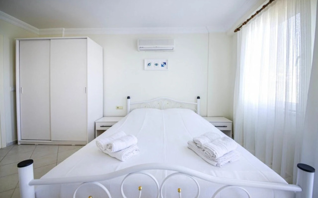 Stunning Flat Near Beach With Shared Pool n Bodrum
