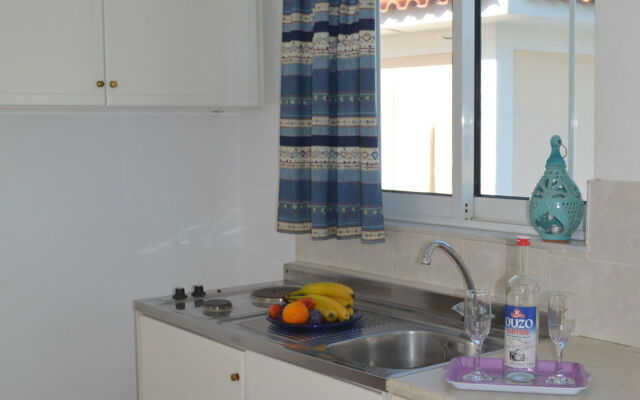 Dryoussa Apartments