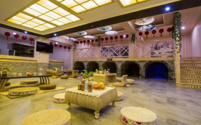 Jinze Hotel