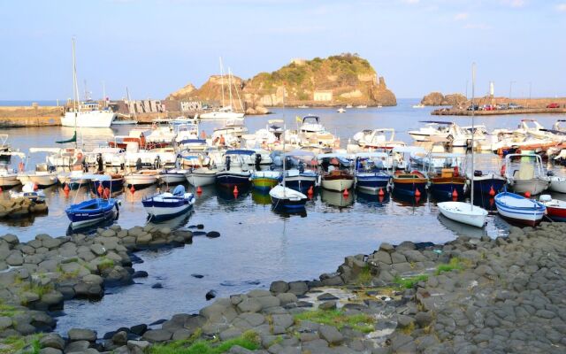 Studio in Aci Castello, with Furnished Balcony And Wifi