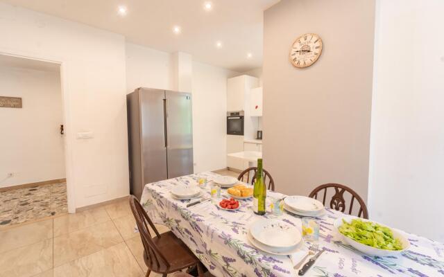 Large Apartment With Panoramic Terrace by Wonderful Italy