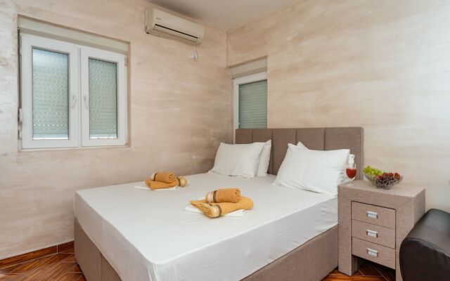 ApartHotel Stijovic