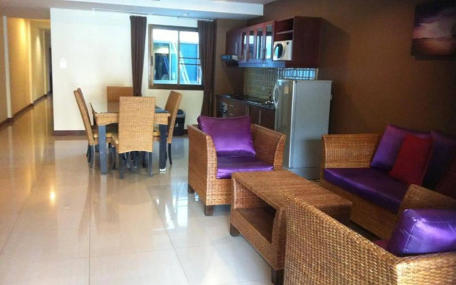 Kamala Beachfront Apartment