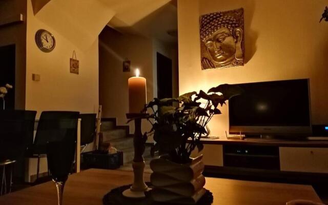 Eva Haza Nyugalom/Pihenes/Relax