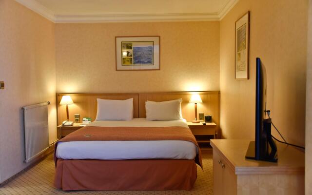 Holiday Inn Calais by IHG