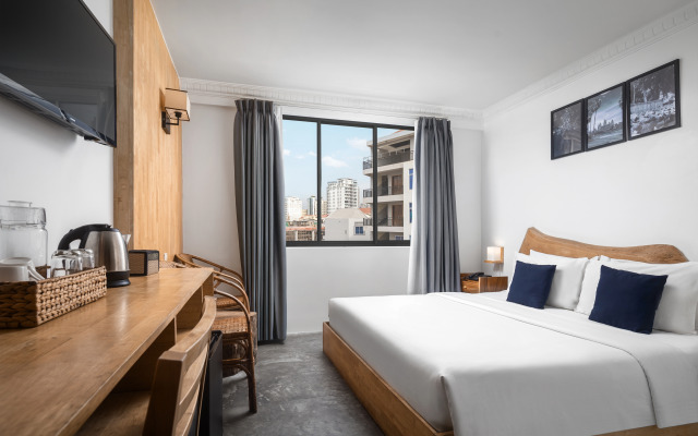 Pacific Hotel, Phnom Penh