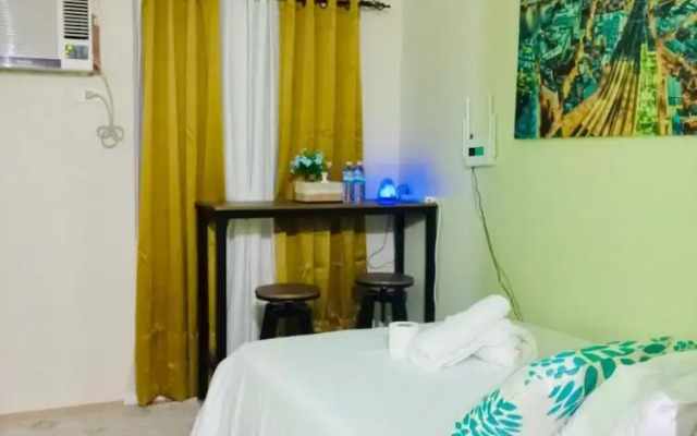 Oceanfront Condo in Dumaguete City - Perfect Getaway