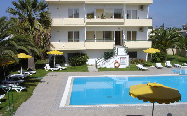 Anita ApartHotel