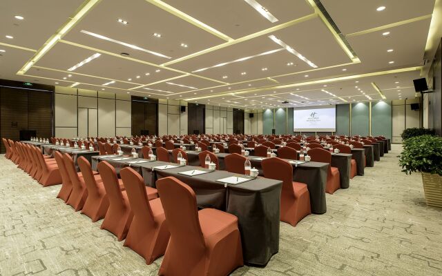 Holiday Inn Baoji Central