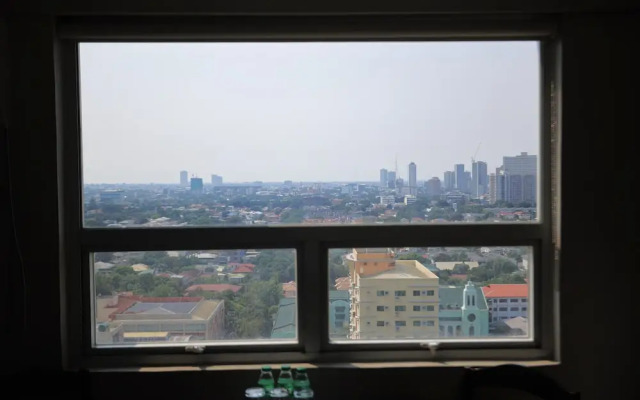 Gilmore Tower Suites By SMS Hospitality