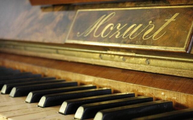 Twin Gables Guest House