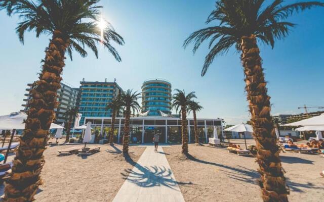 White Tower Mamaia, apartment privat - studio