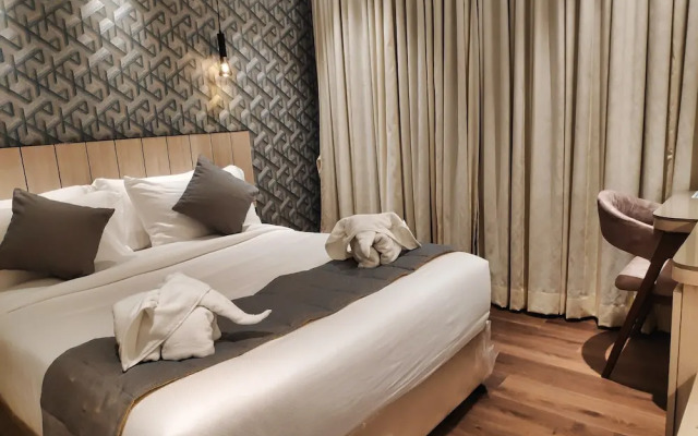 Maxxvalue Hotel MIDC