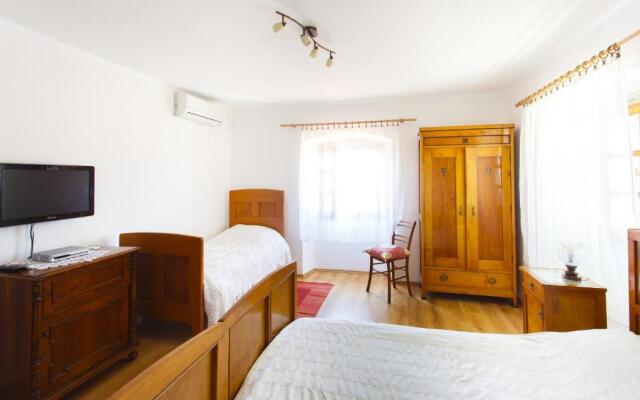 Apartments Villa Kastav