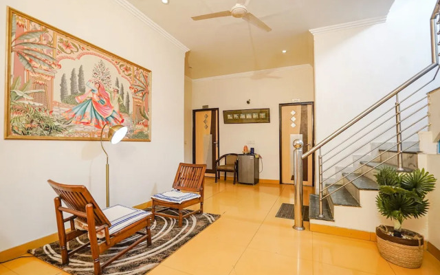 Fabhotel Rivlet Premium