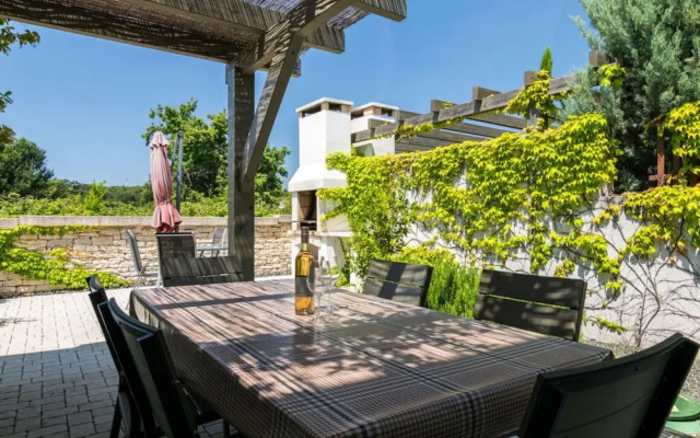 Villa Zelda Comfortable Holiday Residence