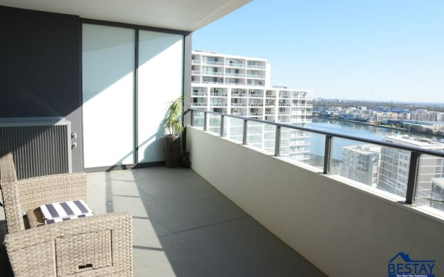 Designer Waterfront Home  SH1206