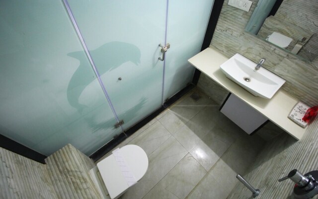 OYO 1319 Hotel Paramount Inn