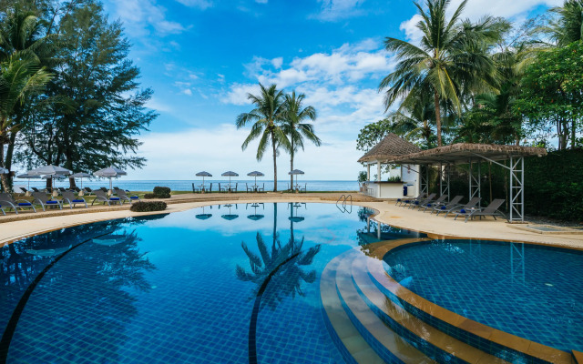 Hive Khaolak Beach Resort - Adults Only