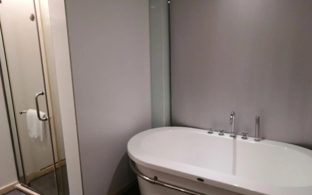 Ramada Meizhou