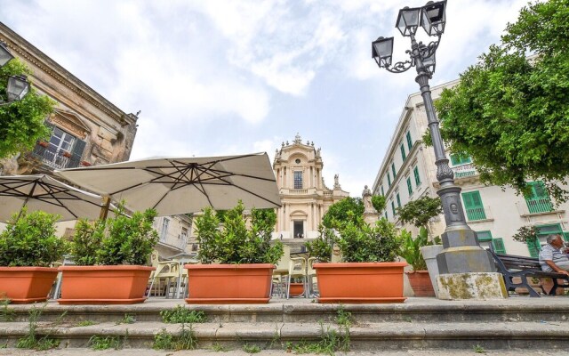 Beautiful Home in Modica With 1 Bedrooms and Wifi