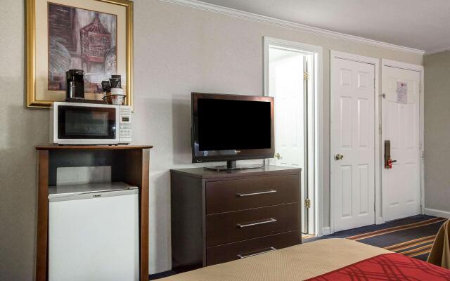 Econo Lodge Montpelier I-89