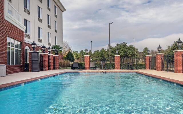 Holiday Inn Express & Suites West by IHG