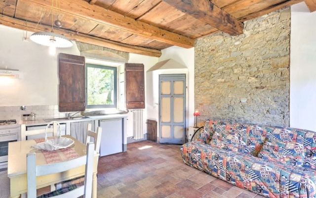 Tuscan Hideaway With Pool