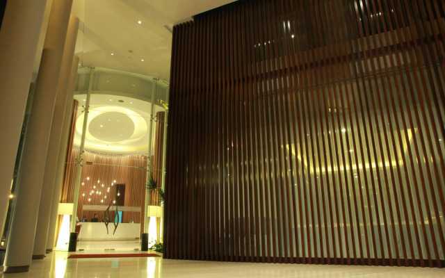 Soll Marina Hotel Serpong