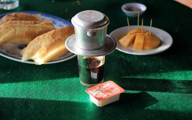 Peaceful Homestay in the Middle of Fruit Garden - Room With Public Restroom – Meal – Ben Tre