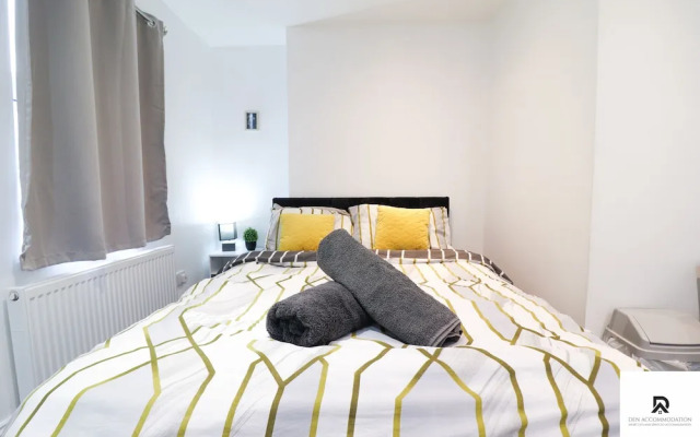 3-bed House in London Near the O2 Arena & Excel