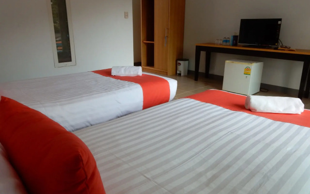 Wandee Bed and Breakfast - Hostel