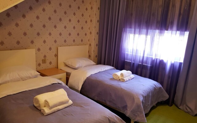 Baku Rest Hotel