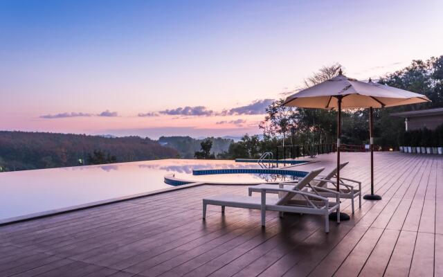 Chiangrai Lake Hill Resort
