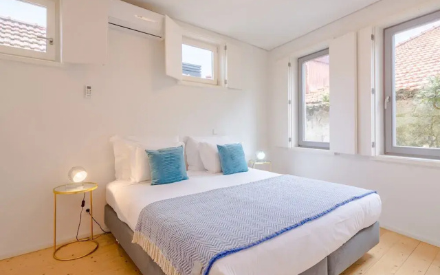 Charming Central Escape, Oporto