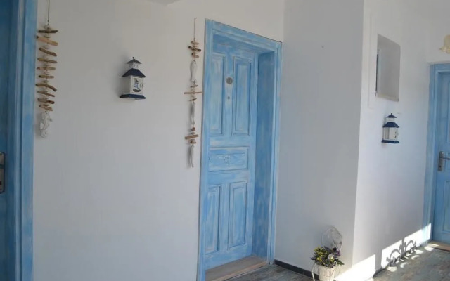 Lapis Port Surf Hotel