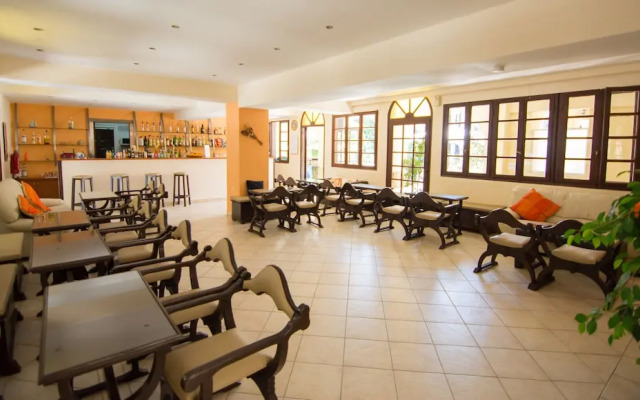 Annaliza Aparthotel