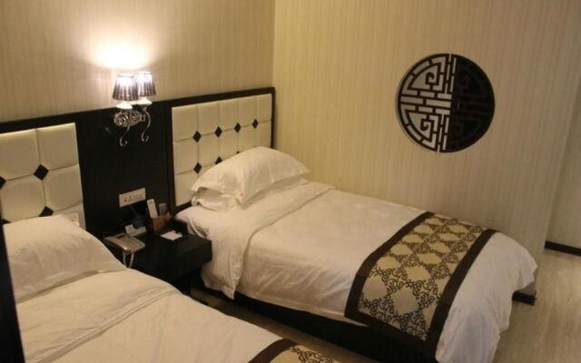 Heluo Sunshine Culture Theme Hotel