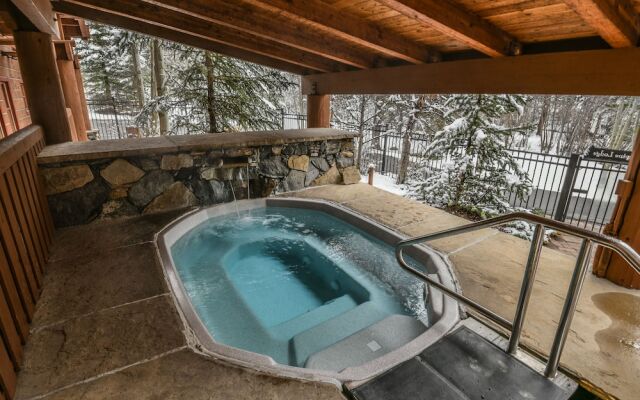 Jack Pine 8008 by SummitCove Vacation Lodging