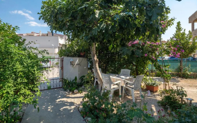 Apartments near Beach Babic