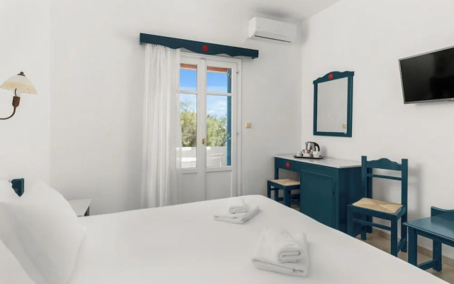 Paros Inn Seafront
