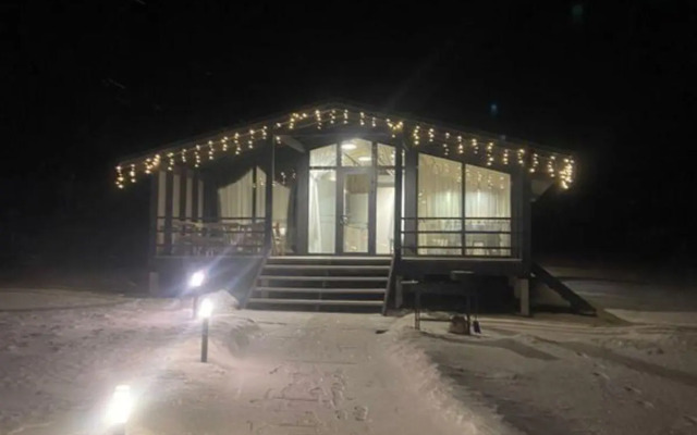 Уютный дом у аквапарка Y.E.S. (1А)