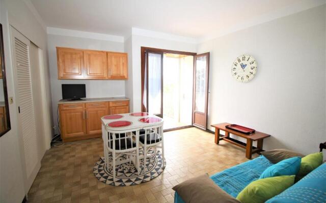 ESTORIL - T2 avec parking au coeur de la station