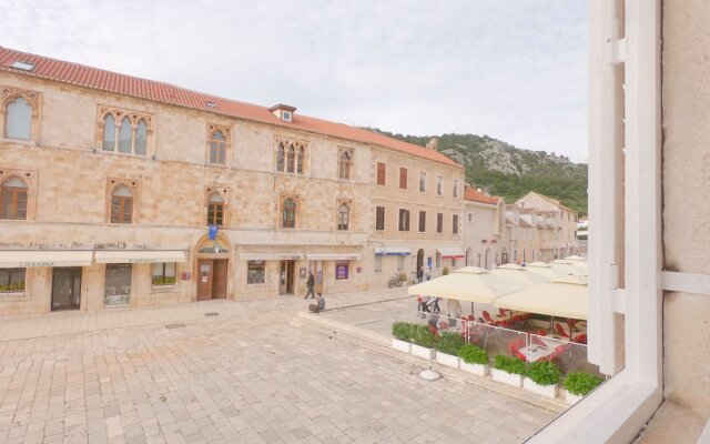 Apartment Hvar Piazza