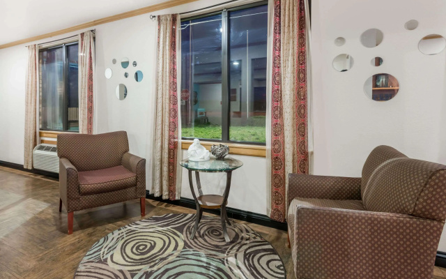 Super 8 by Wyndham Tucumcari