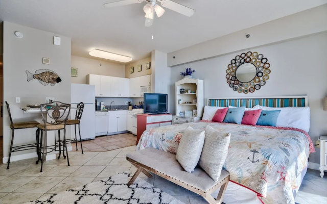 Shores of Panama by Forehand Rentals