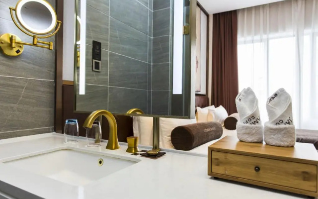 James Joyce Coffetel·Shenzhen Huanan City