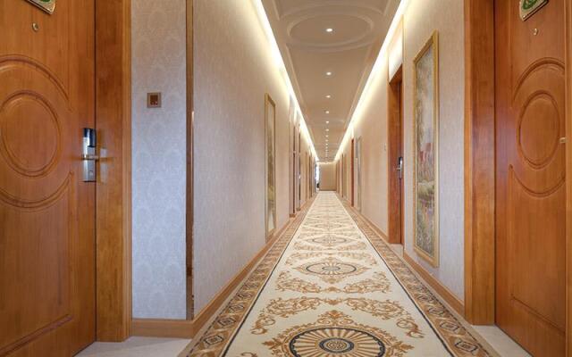 Vienna Hotel Shenzhen Longsheng Subway Station Branch
